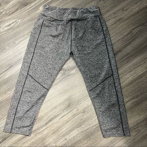 Silver leg Gray large capri leggings